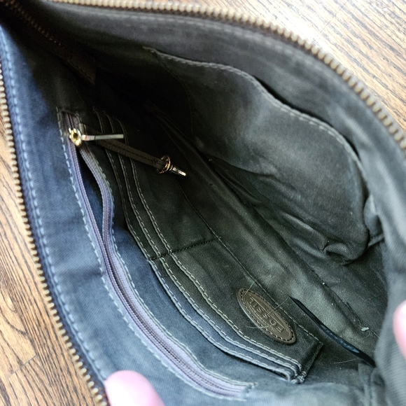 Fossil Taupe Leather Crossbody Bag - Picture 6 of 8